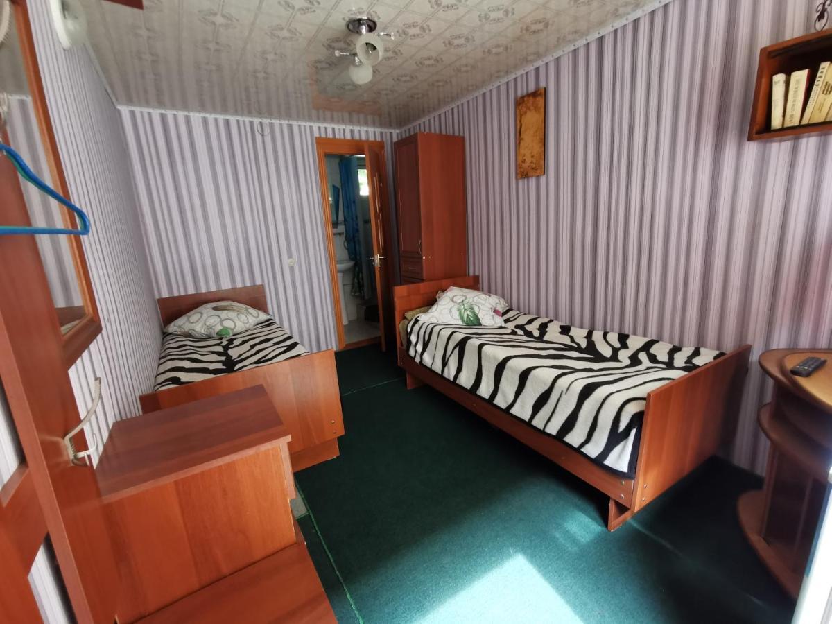 Hotel Petrovskaya Pristan 2 à Cholpon-Ata Extérieur photo