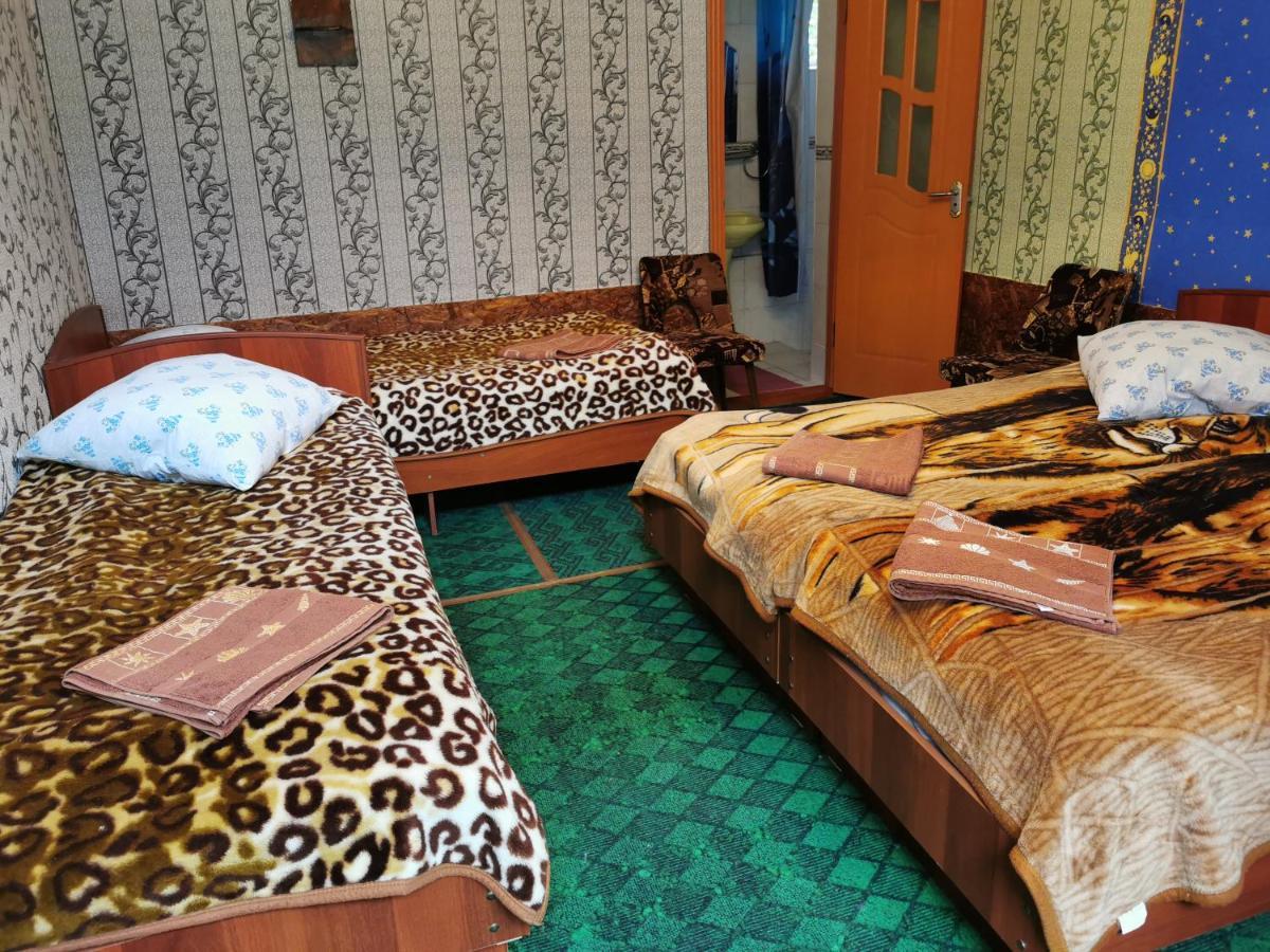 Hotel Petrovskaya Pristan 2 à Cholpon-Ata Extérieur photo