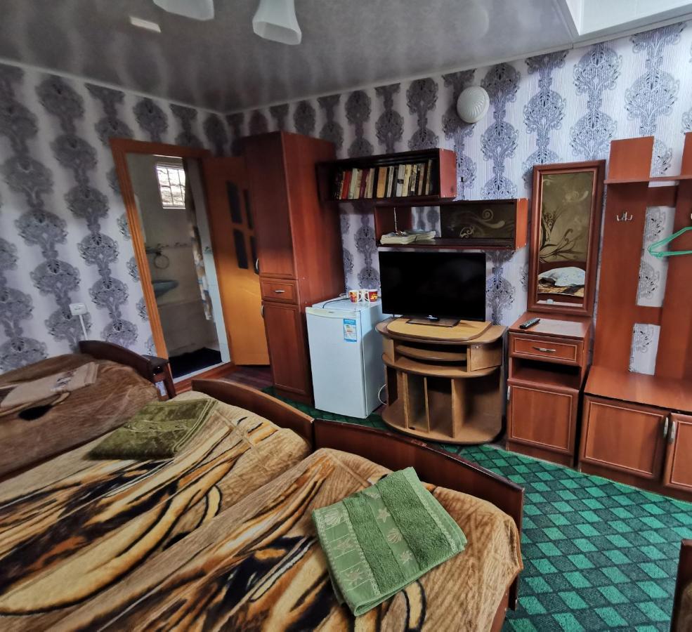 Hotel Petrovskaya Pristan 2 à Cholpon-Ata Extérieur photo