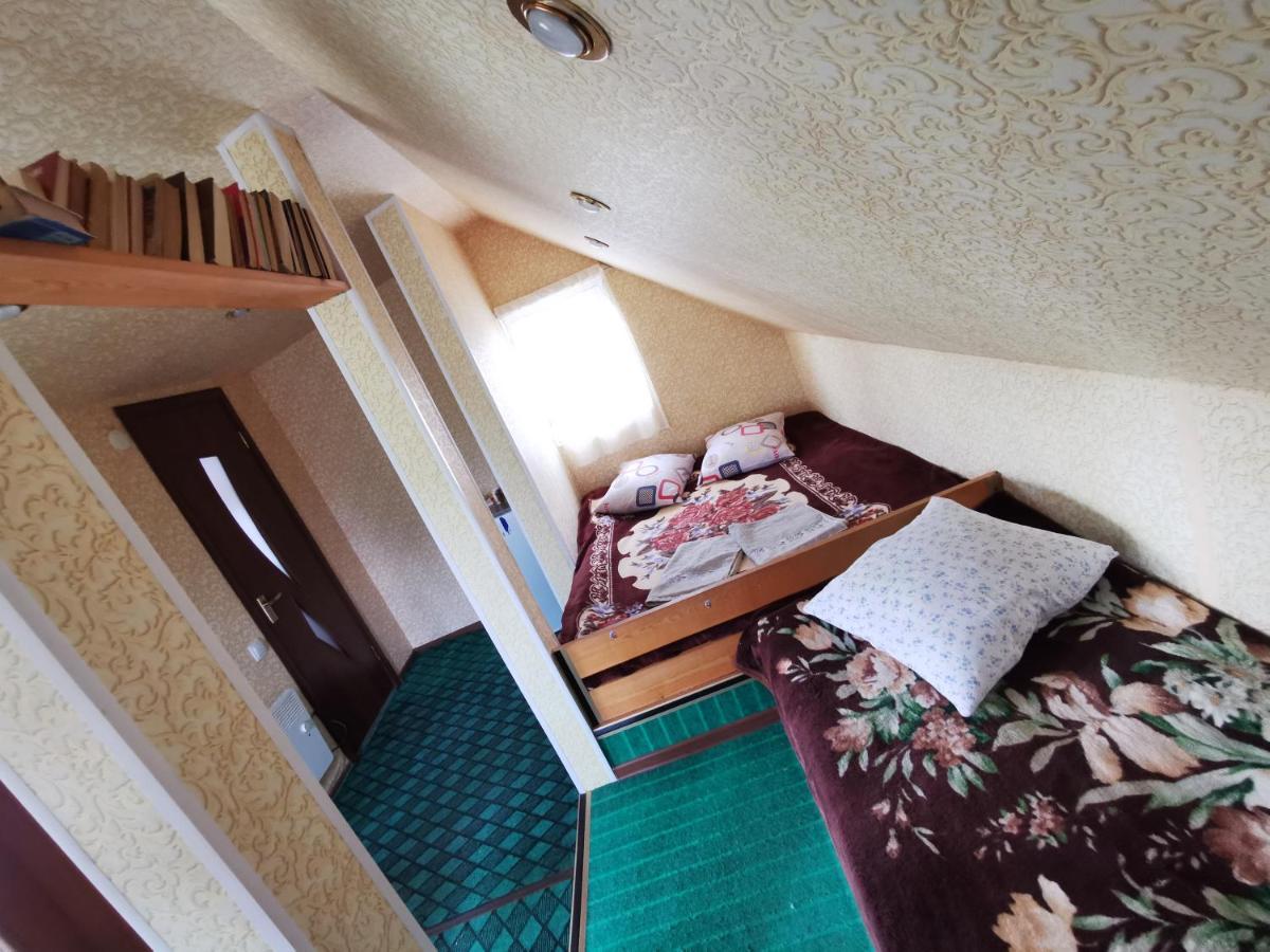 Hotel Petrovskaya Pristan 2 à Cholpon-Ata Extérieur photo
