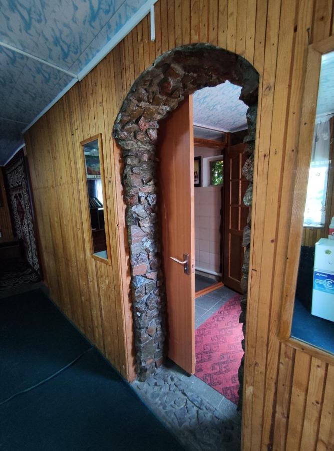 Hotel Petrovskaya Pristan 2 à Cholpon-Ata Extérieur photo