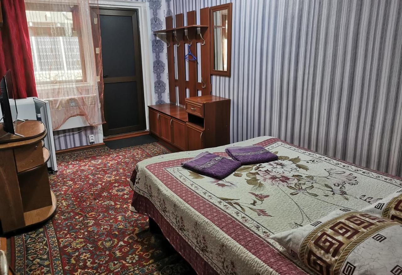 Hotel Petrovskaya Pristan 2 à Cholpon-Ata Extérieur photo